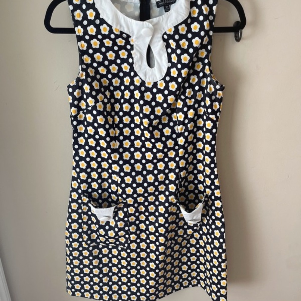 Floral Sleeveless Dress - Black and White